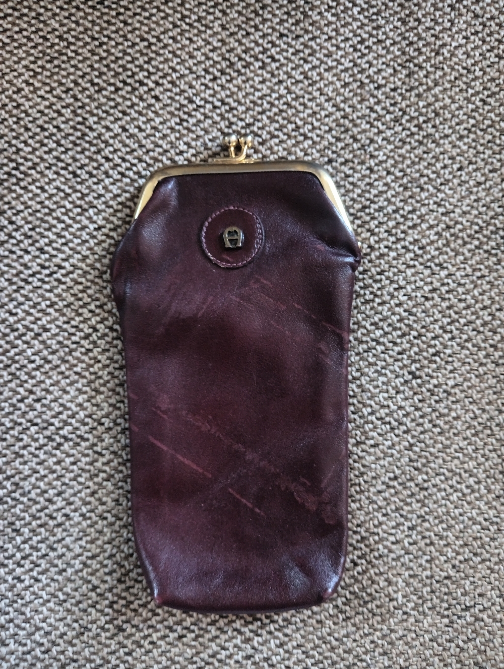 Vintage Etienne Aigner Italian Leather Kiss-lock Pouch